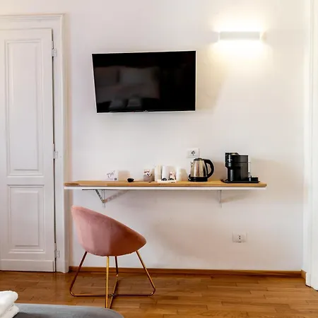 Turin Central Suite بيت ضيافة