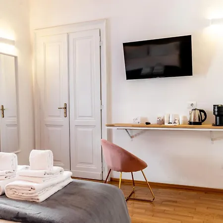 بيت ضيافة Turin Central Suite 4*