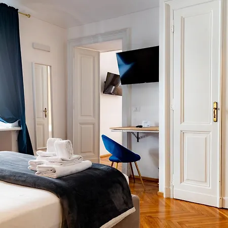 بيت ضيافة Turin Central Suite