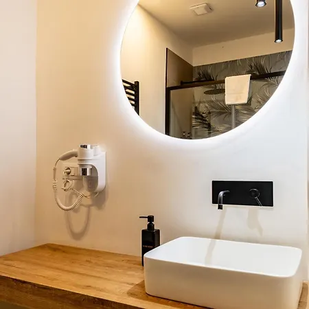 بيت ضيافة Turin Central Suite 4*