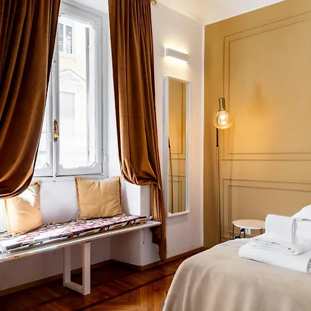 Turin Central Suite 4* تورينو