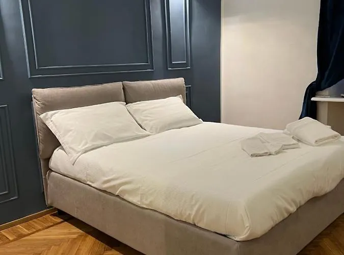Turin Central Suite Maison d'hôtes 3*