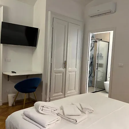 Pensión Turin Central Suite